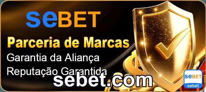 Homem jogando em smartphone, acessando sebet.com